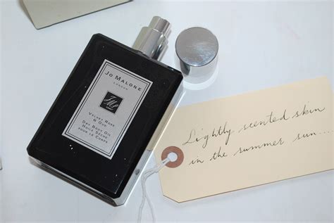 Browse our jo malone london bath and body products from macy's. Jo Malone Velvet Rose & Oud Dry Body Oil Review - Really Ree