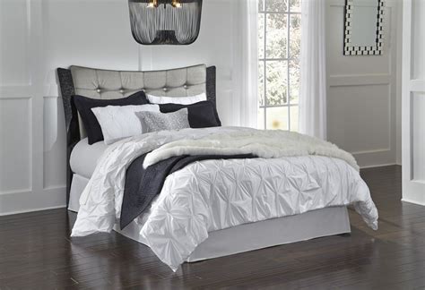 But we think footboards are essential too. Ratcliff Upholstered Panel Headboard | Upholstered panels ...