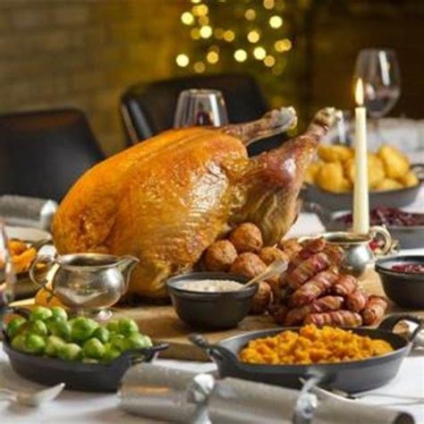 From wikimedia commons, the free media repository. Authentic British Christmas Dinner - Traditional English ...