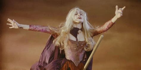 Hocus Pocus Footage Description Reveals Sanderson Babes Return