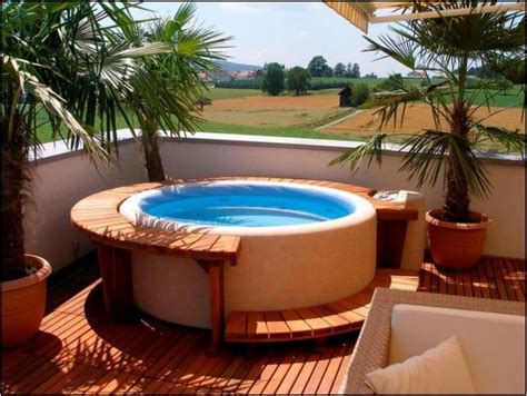 30 Round Hot Tub Surround