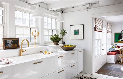 10 Modern White Kitchen Ideas To Look For In 2020