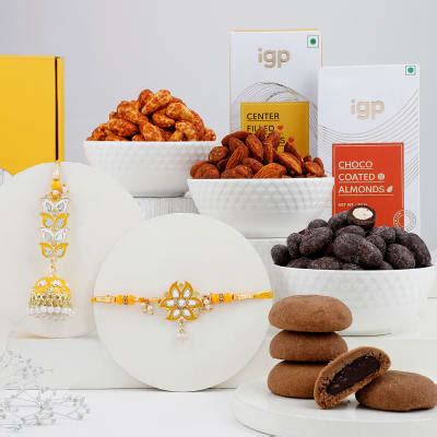 Kundan Bhaiya Bhabhi Rakhi And Crunchy Delights Hamper Gift Send Food