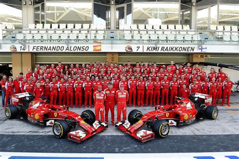 Scuderia Ferrari Abu Dhabi 2014 Team Photo Formula1