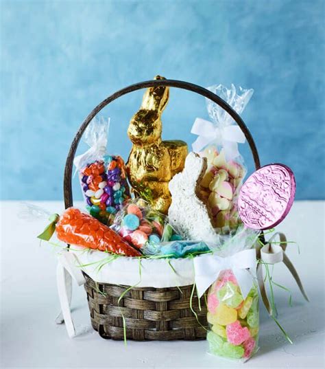 How To Build The Perfect Easter Basket Easter Baskets Easter T