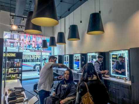 Blue a complete hair salon ei tegutse valdkondades juuksurid, isiklikud teenused. The Best Hair Salons In Columbus