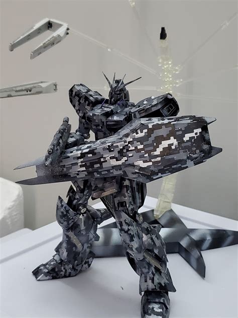 Hi Nu Gundam Digital Camo Paint Job W Metal Parts And Photo Etch Parts