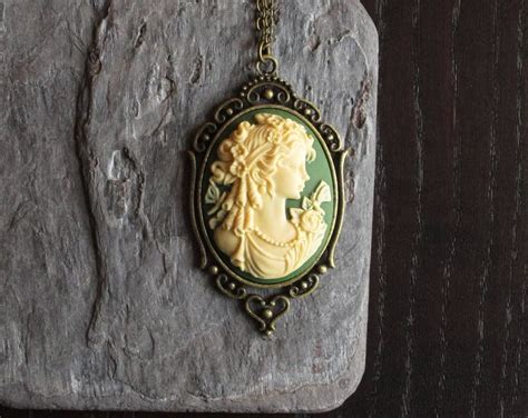 Irish Green Cameo Necklace Irish Cameo Jewelry Antique Etsy