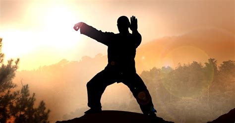 Langsame, fließende bewegungen in stille dienen der kultivierung von gesundheit und entspannung sowie der meditation. Shambala - Tai Chi y Qi Gong: TAI CHI