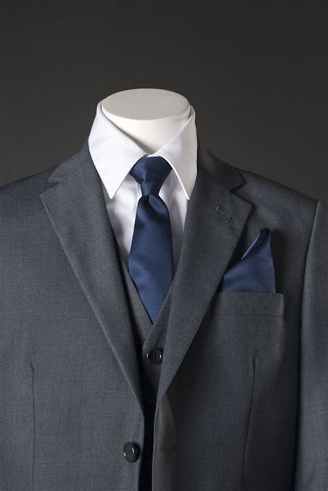 i like these colors a nice dark grey suit and navy blue ties dark gray suit grey suit blue