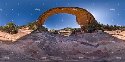 360° View Of Owachomo Bridge In Natural Bridges National Park Utah