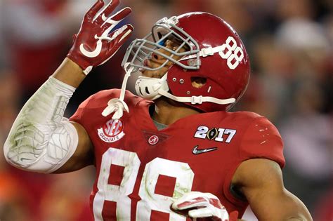 2017 Nfl Draft Profile Oj Howard Drafted By The Tampa Bay Buccanneers The 19th Pick Of The