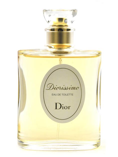 His designs for women's clothing were described as a revolution and soon he was propelled to. Diorissimo Christian Dior perfume - una fragancia para ...