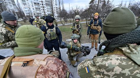 Ukrainian Soldiers Are Picking Up New Skills — Even From Youtube — To