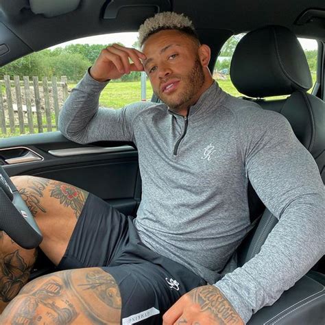 Ashley cain former footballer from england right midfield last club: Ashley Cain | Promiflash.de