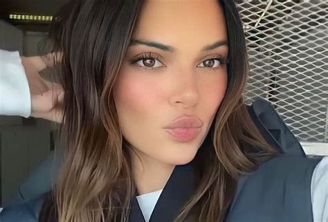 Kendall Jenner Handbag Beauty Essentials Beautycrew