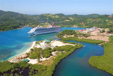2014 Visiting Mahogany Bay Honduras Island Which Has The 2nd Largest