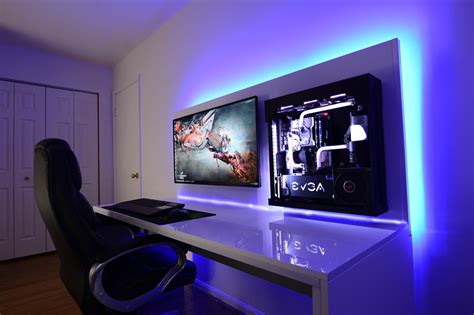Glass Tables Are Gorgeous But Walls Are Sexy Room Setup Gaming