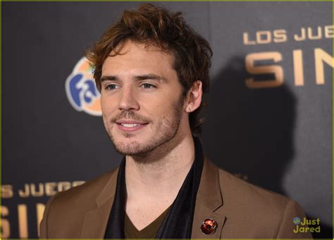 Sam Claflin Isnt Comfortable Being A Sex Symbol Photo 741210 Photo Gallery Just Jared Jr