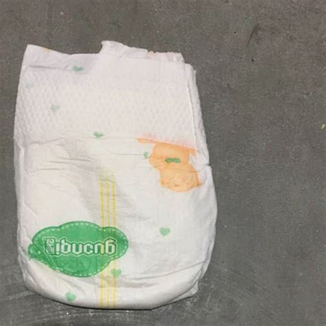 Disposable Soft Tiny Cute Newborn Diapers White Thin Section Diapers