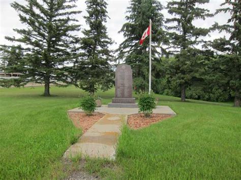 Historic Sites Of Manitoba Shoal Lake War Memorial Shoal Lake Rm Of