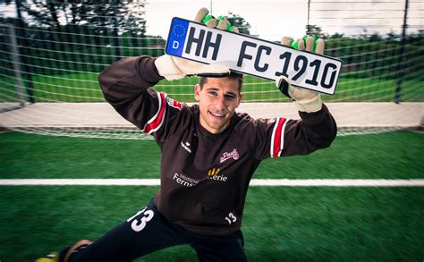 Pauli north american online store | official merch. FC St. Pauli versteigert besonderes Kennzeichen Fanaticar ...
