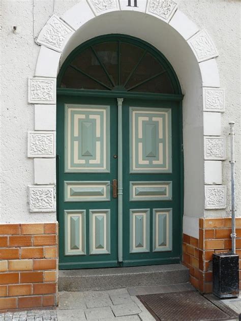 20 Cool Front Door Designs Shelterness