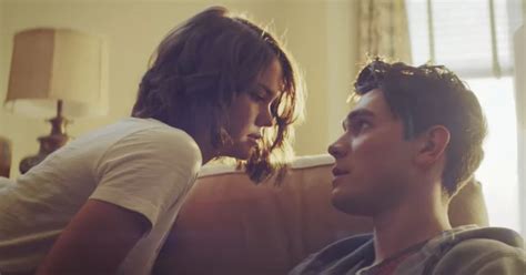 Everything from reality tv to the we've got the 65 best netflix shows picked just for (yes, you), because we're all trying to figure out. Nosso Último Verão: novo filme da Netflix tem KJ Apa e ...