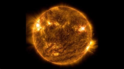Solar Storm Strike Possible Soon As Solar Wind Stream Rushes Towards