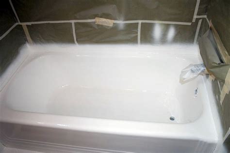 A good bathtub refinishing job should provide a uniform appearance and be very smooth and glossy that is similar to what a new. Orange County Bathtub Refinishing | Bathtub Reglazing and ...