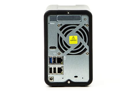 There is a label that denotes the hardware/software. QNAP atakuje średni segment NAS najnowszą serią D - jest ...