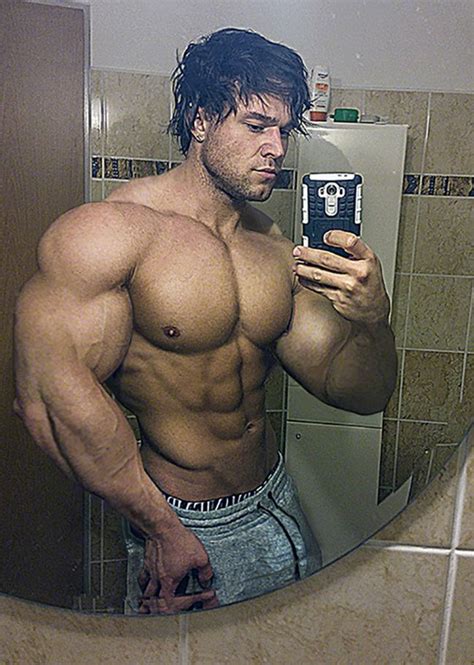 Muscle Morphs By Hardtrainer Moda