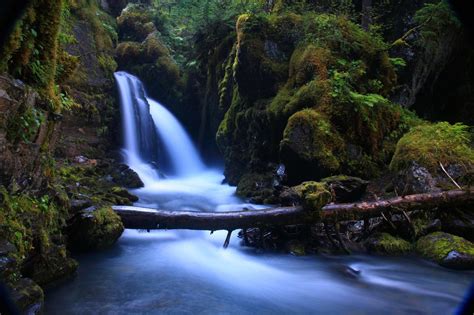 These 6 Beautiful Waterfalls In Alaska Will Leave You Breathless