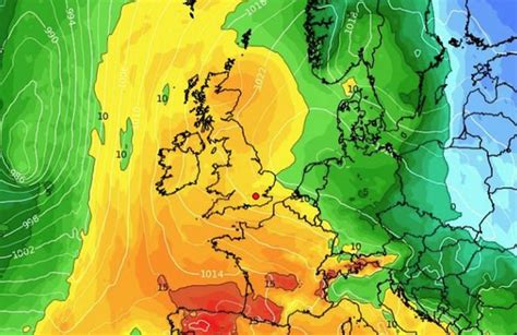 Hot Weather Uk 80f Heat This Weekend Britains Final Mini Heatwave Of Summer Weather News