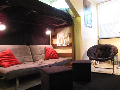Guy Dorm Spacefuton Under Loft Create A Pop Of Color On The Wall