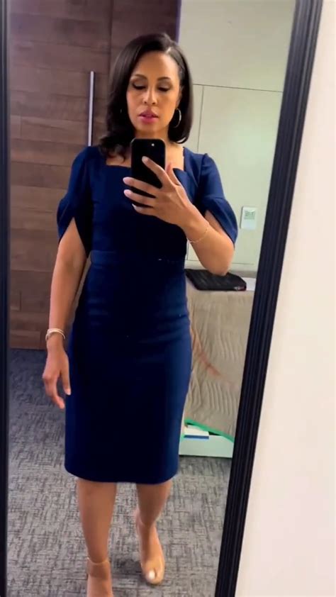 Adrienne Bankert - NewsNation Chicago : r/hot_reporters