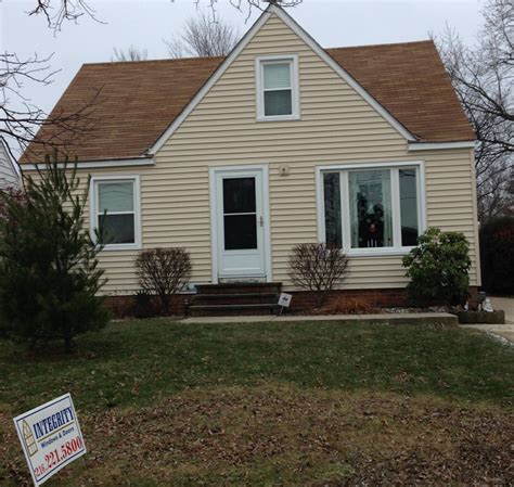 New Vinyl Siding With Double Hung And Triple Casement
