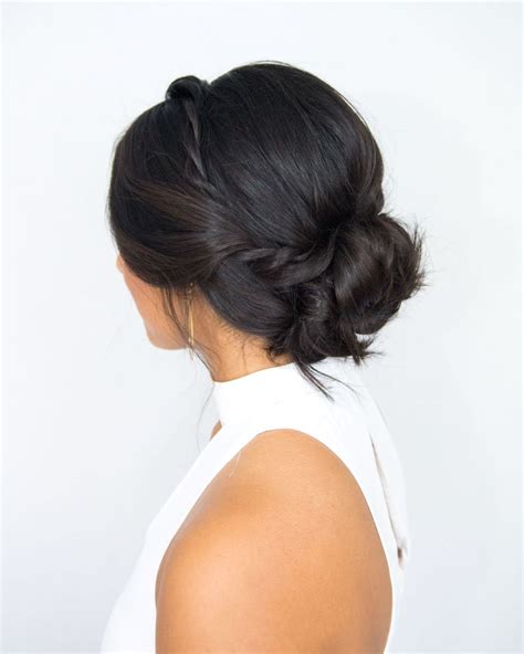 This Stunning Low Bun Hairstyle Is Perfect For Your Next Occasion