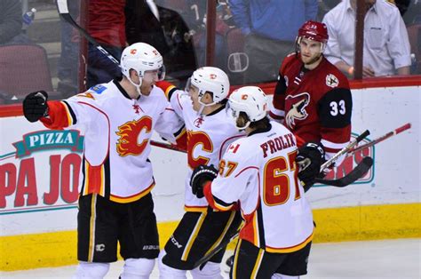 Douglas jonathan dougie hamilton (born june 17, 1993) is a canadian professional ice hockey defenceman for the carolina hurricanes of the national hockey league (nhl). Calgary Flames Extend Win Streak To Five Games With Win ...