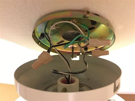 I have noticed that some smart switch wiring diagrams from the manufacturer have the equipment grounding conductor colored yellow. electrical - How should I wire a ceiling fan when there's ...