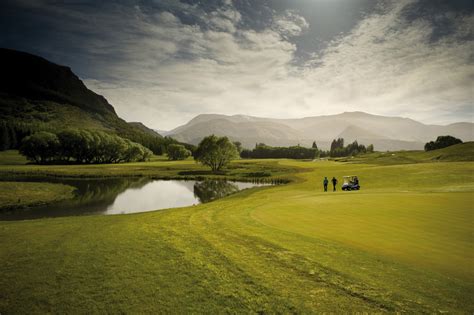 Tropicana golf & country resort. Millbrook Resort & Country Club, Arrowtown, Neuseeland ...