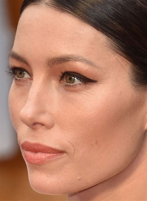 Jessica Biel Celebrity Hairstyles Cool Hairstyles Red Carpet Hair Celebrity Makeup Looks