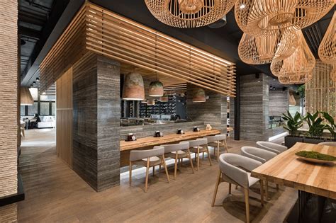 Sergey Makhno Architects Creates Japanese Restaurant Interior With