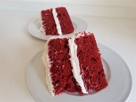 I have always been a red velvet cake fan but there are some that are just better than others. Red Velvet cake with cream cheese icing | Cake, Velvet ...