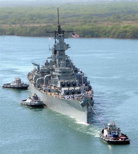 Peer Into The Past Battleship Uss Missouri Us Navy Ships