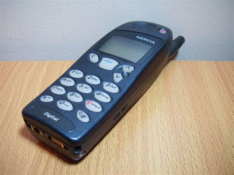 The Nokia 5120 With Its Replaceable Face Plate Buttons Extra Bulky