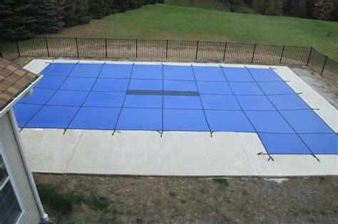 Water Warden Solid Safety Pool Cover For In Ground Pools With Center