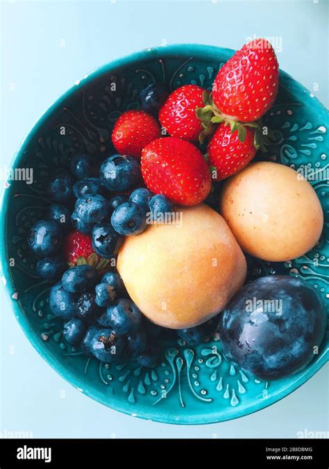 Fruits Breakfast Plate Stock Photo Alamy