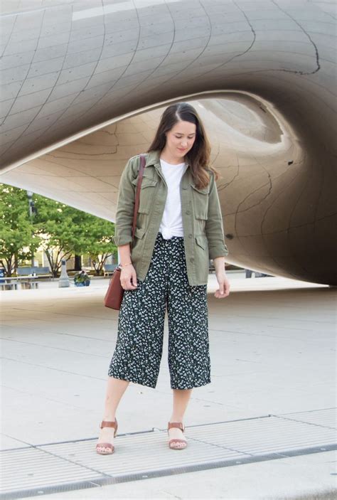 Chicago Spring Fashion Outfit Inspiration Travel Outfits The