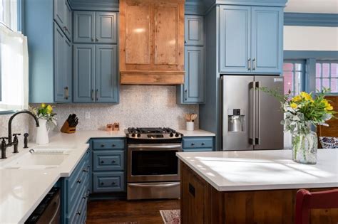Smart uses for cooktop space. Home Town: A Bungalow in Blue | Home Town | HGTV in 2020 ...